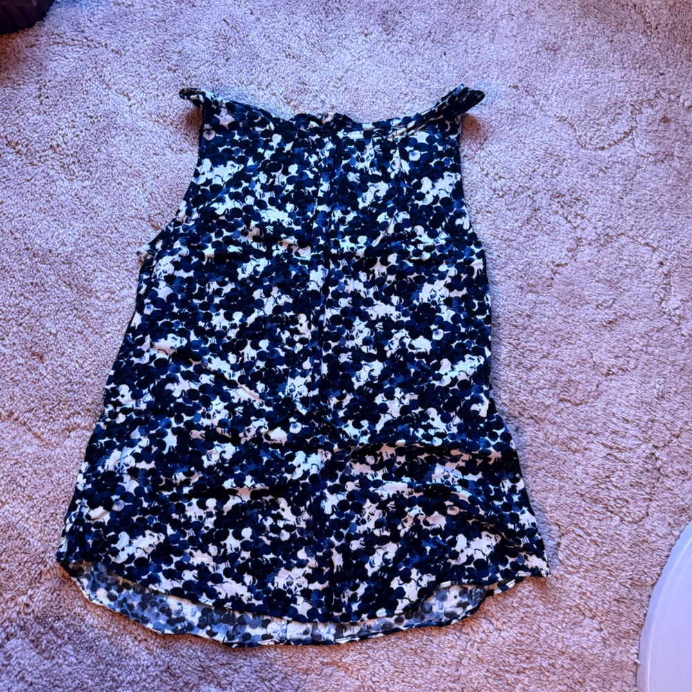 White House Black Market Blue and White Patterned blouse